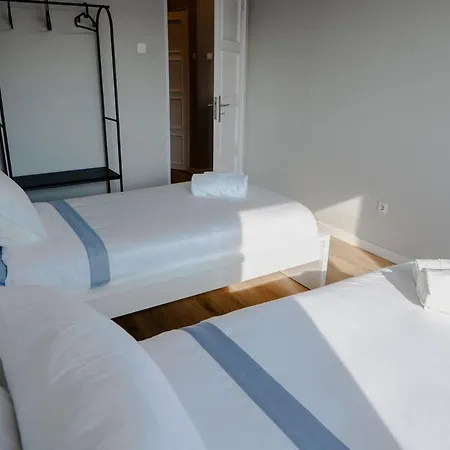 3br Flat By Casa Da Musica, Central, Sleeps 6, E 波尔图