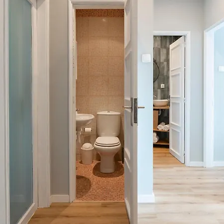 3br Flat By Casa Da Musica, Central, Sleeps 6, E 波尔图