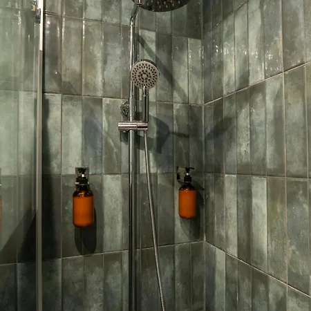 3br Flat By Casa Da Musica, Central, Sleeps 6, E 波尔图