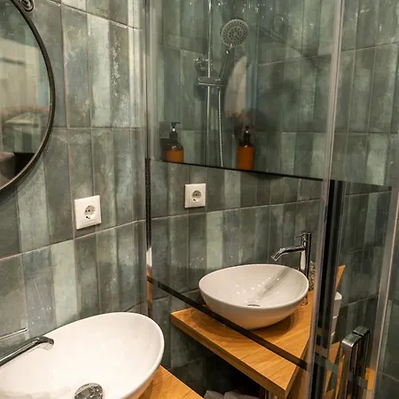 3br Flat By Casa Da Musica, Central, Sleeps 6, E 波尔图
