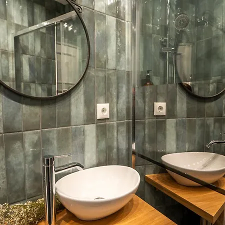3br Flat By Casa Da Musica, Central, Sleeps 6, E 波尔图