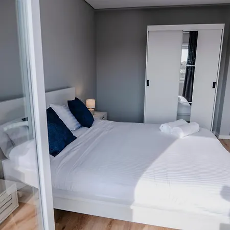 3br Flat By Casa Da Musica, Central, Sleeps 6, E Apartment Porto