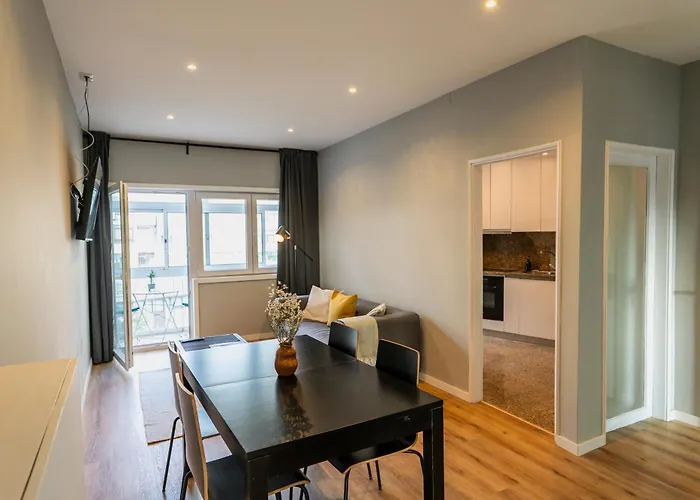 3br Flat By Casa Da Musica, Central, Sleeps 6, E דירה