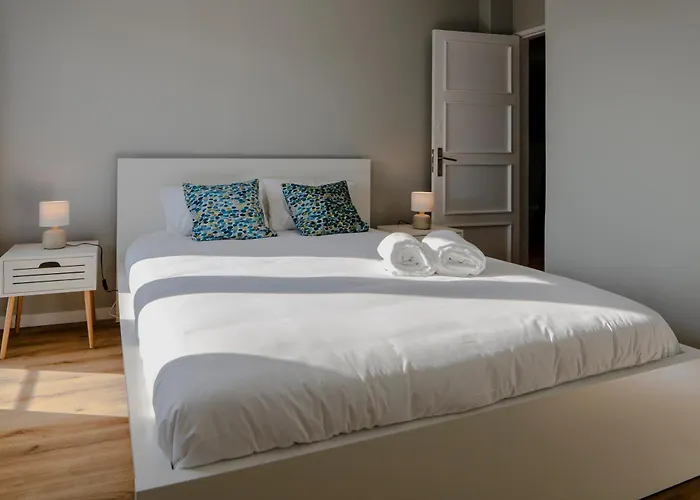 아파트 3br Flat By Casa Da Musica, Central, Sleeps 6, E 포르투