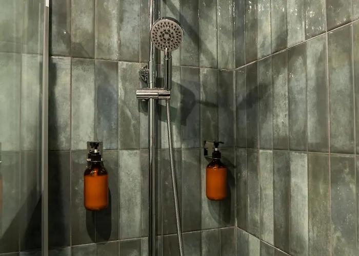 3br Flat By Casa Da Musica, Central, Sleeps 6, E 포르투