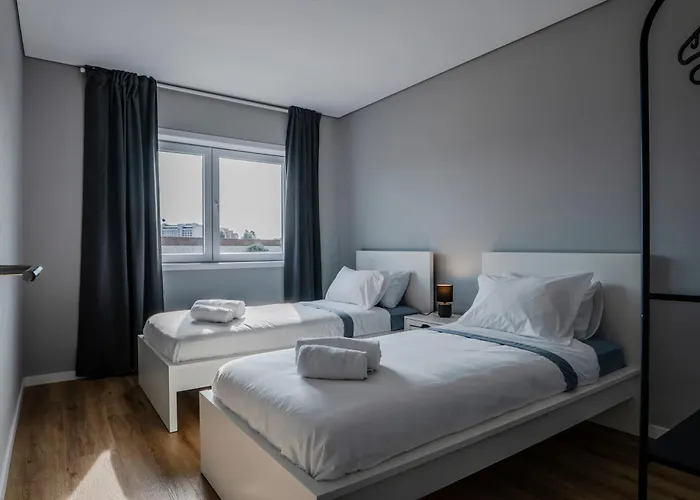 3br Flat By Casa Da Musica, Central, Sleeps 6, E 포르투